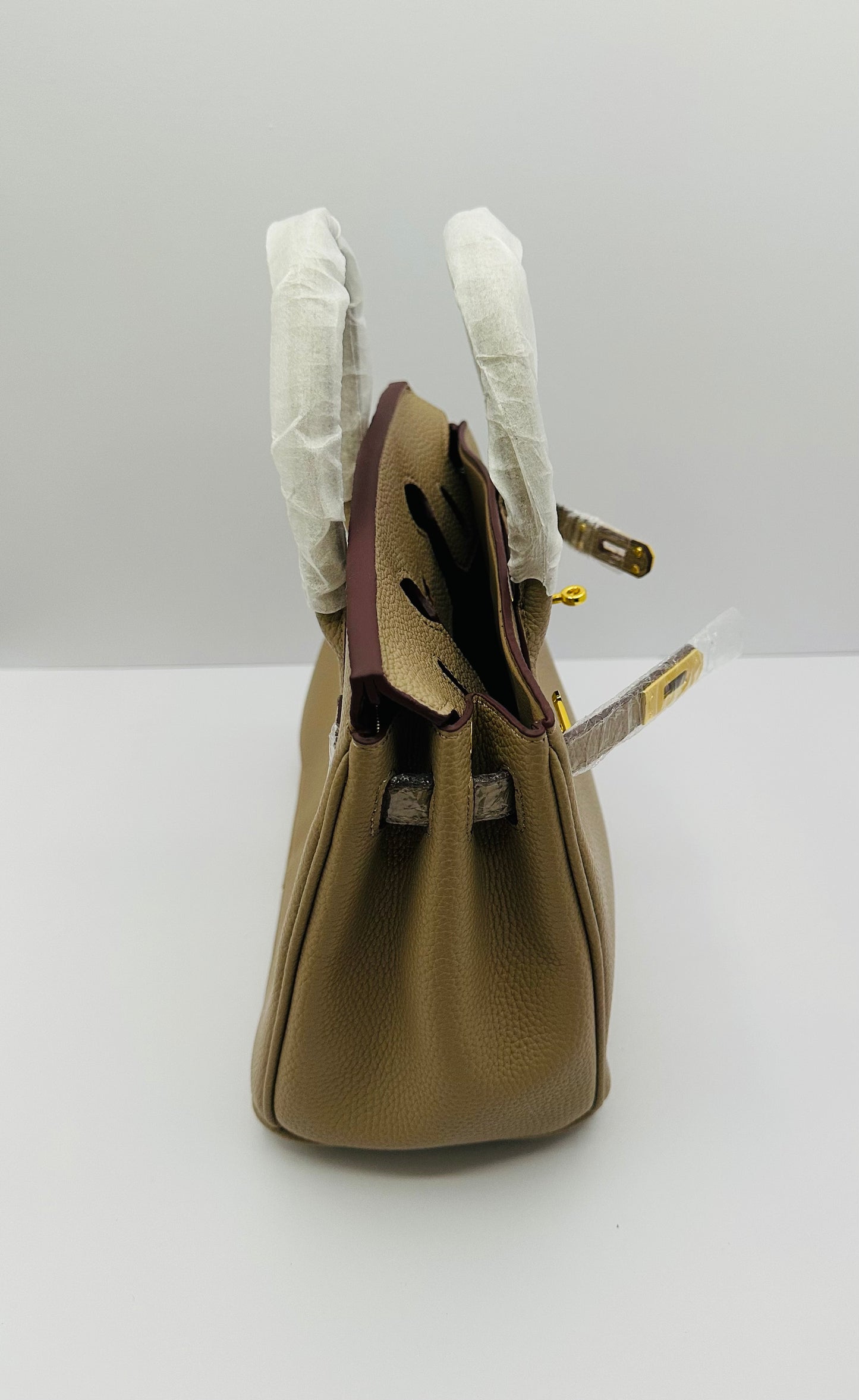 Deluxe Full Grain Cowhide 9.5in Dupe shoulder handbag