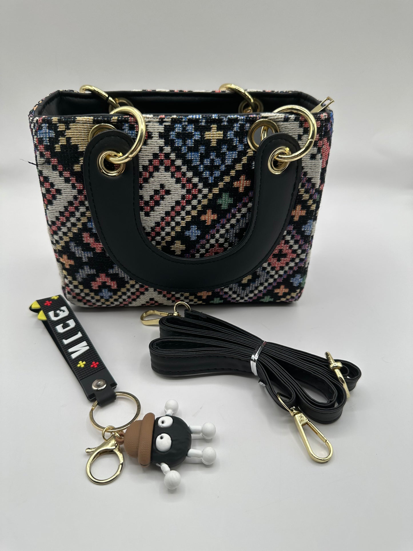 Raina canvas
