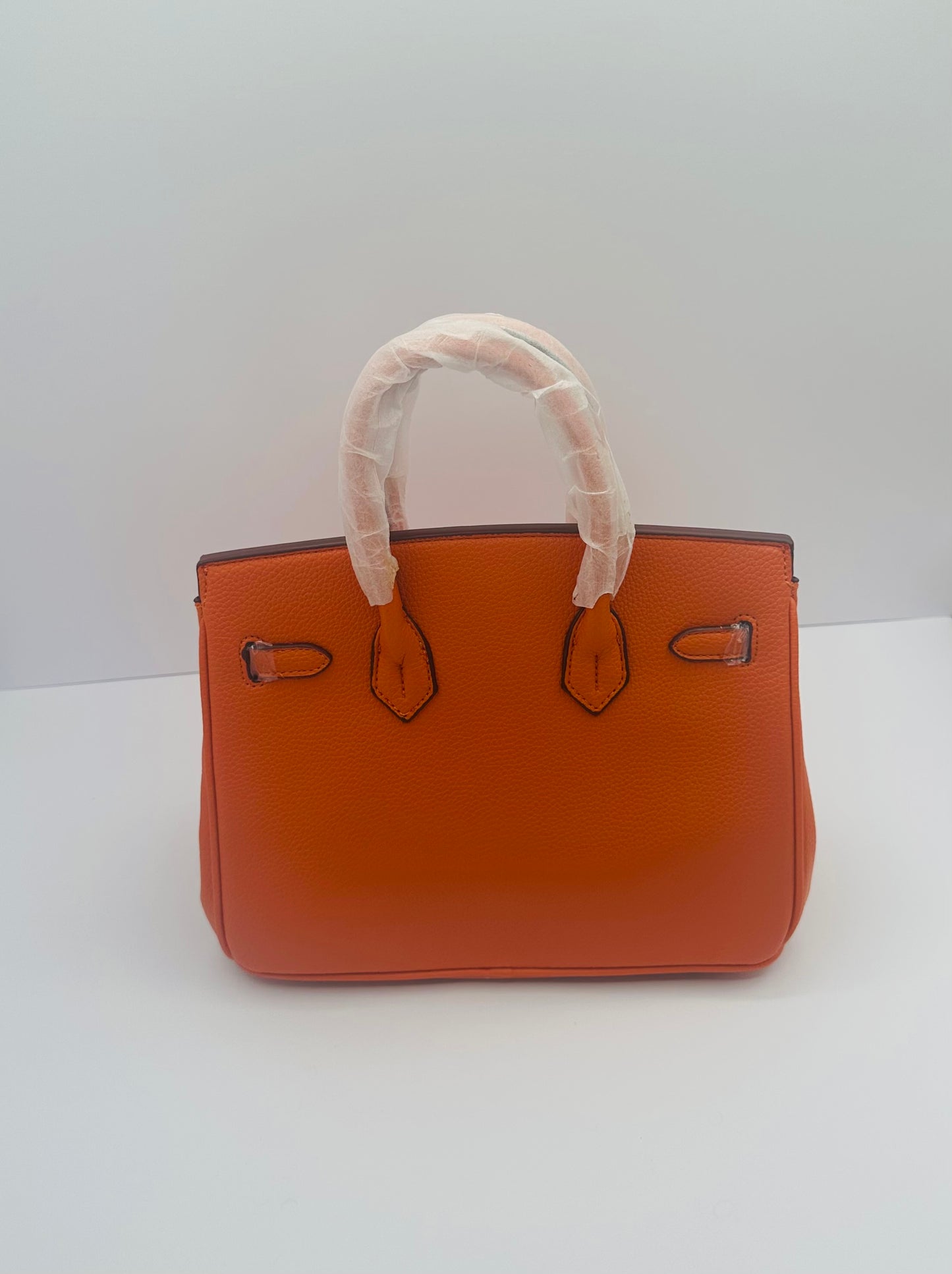 Deluxe Full Grain Cowhide 9.5in Dupe shoulder handbag