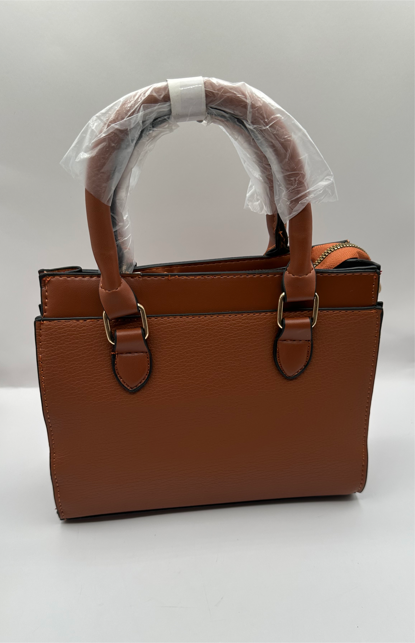 Pachetella leather handbag
