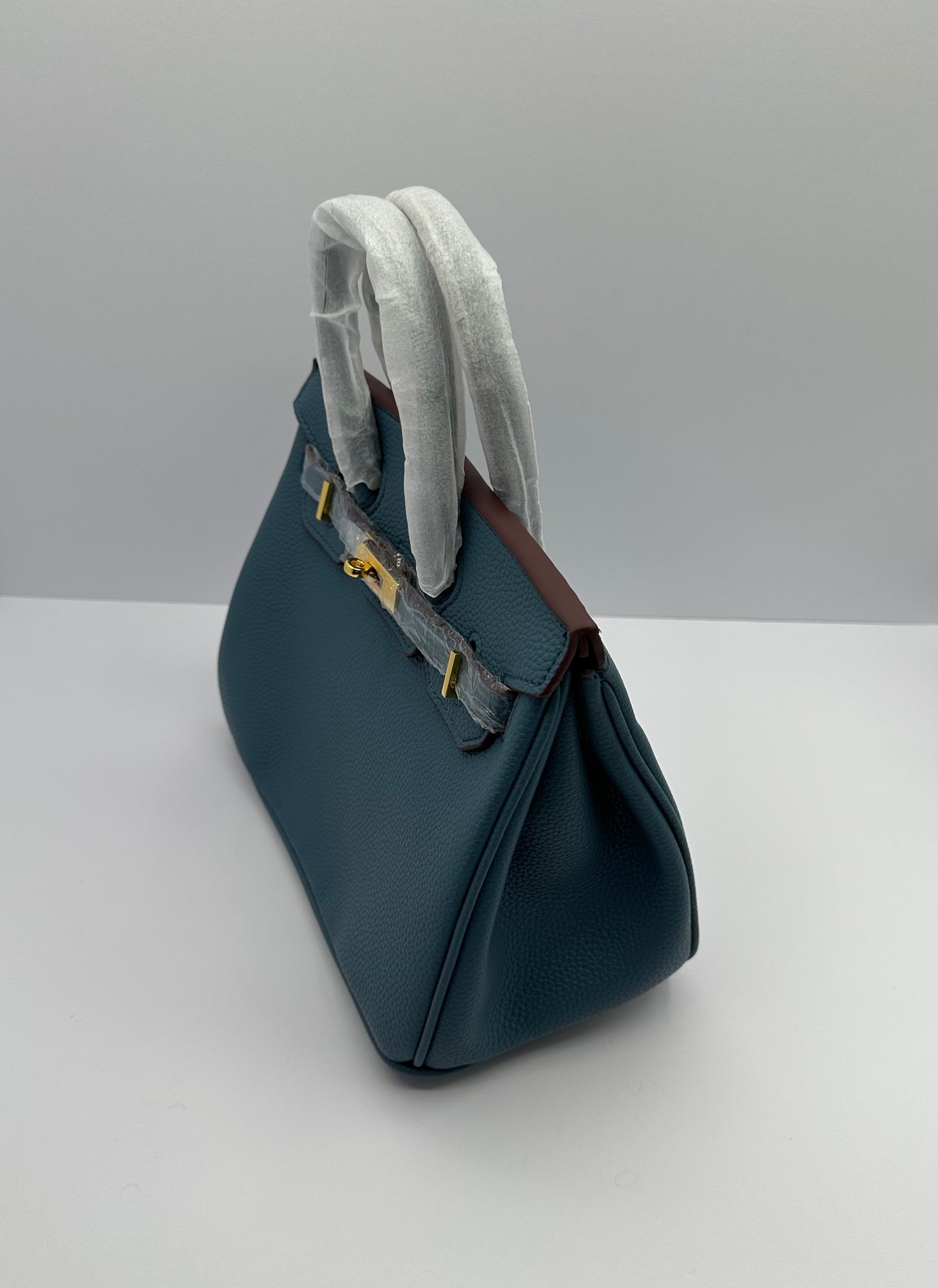 Deluxe Full Grain Cowhide 9.5in Dupe shoulder handbag