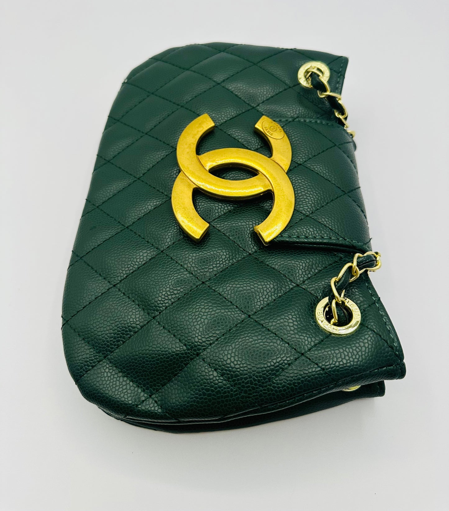 Luxury Inspired Gold-tone chain handle Shoulder handbag
