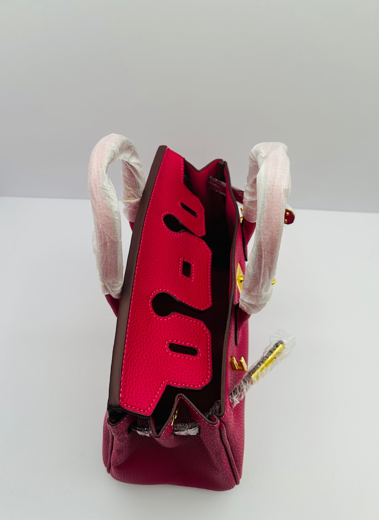 Deluxe Full Grain Cowhide 9.5in Dupe shoulder handbag