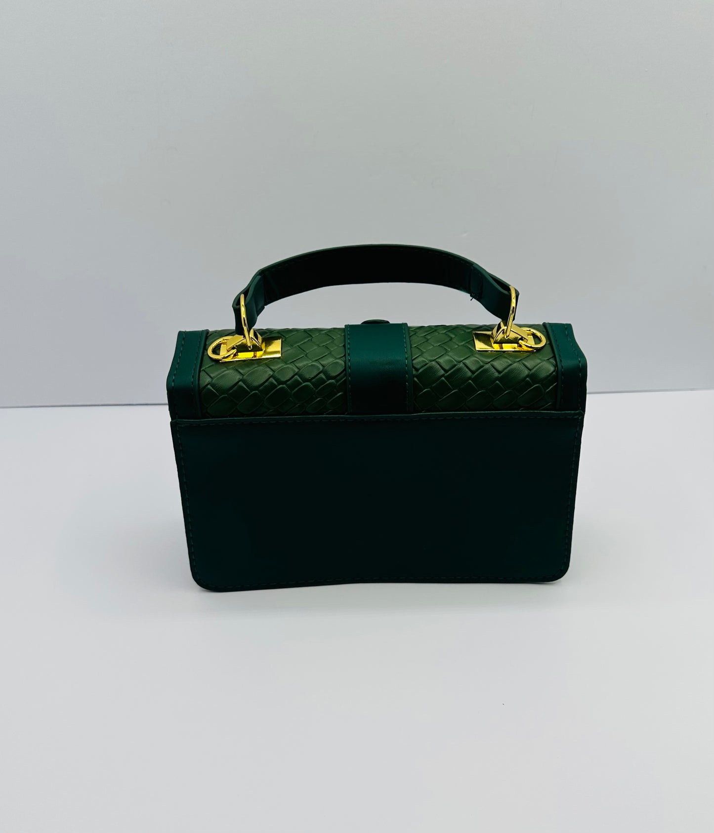 Lori cutie cross body handbag