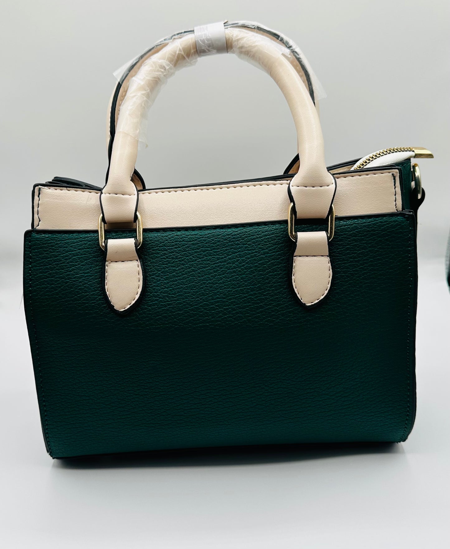 Pachetella leather handbag