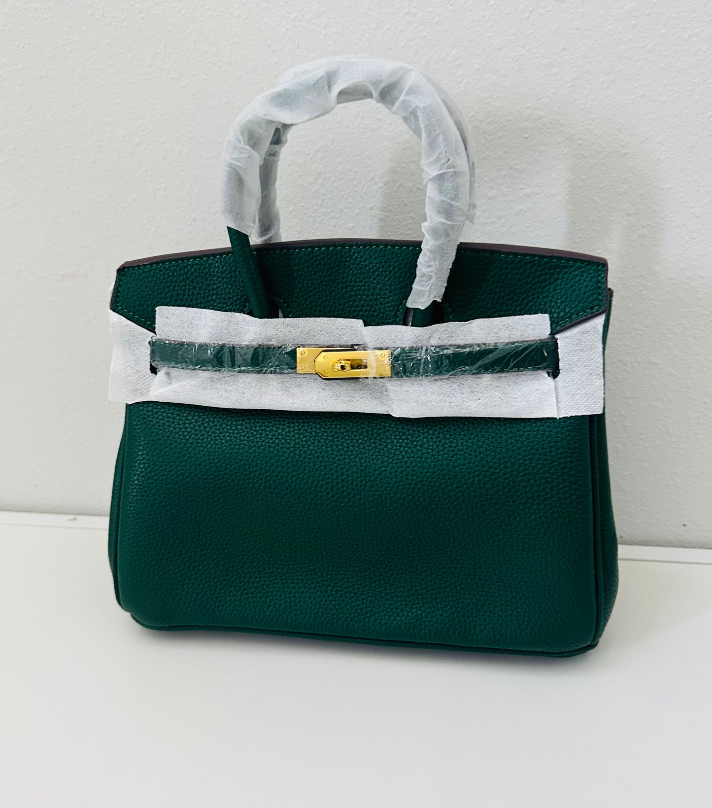 Deluxe Full Grain Cowhide 9.5in Dupe shoulder handbag