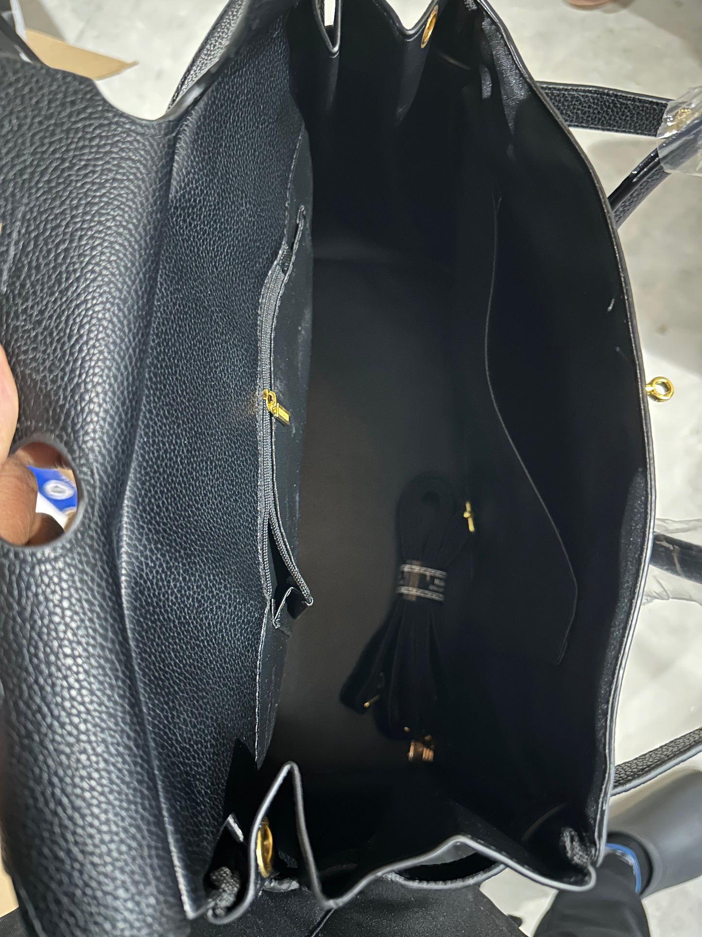Affordable grain cowhide leather handbag
