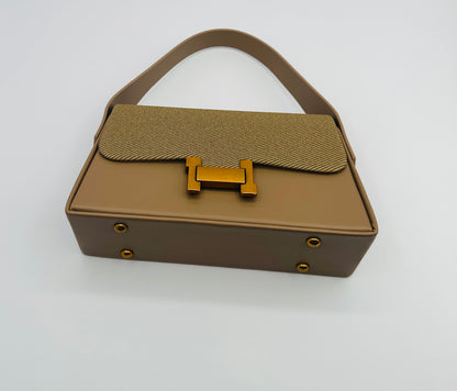 Brittie sensational crossbody