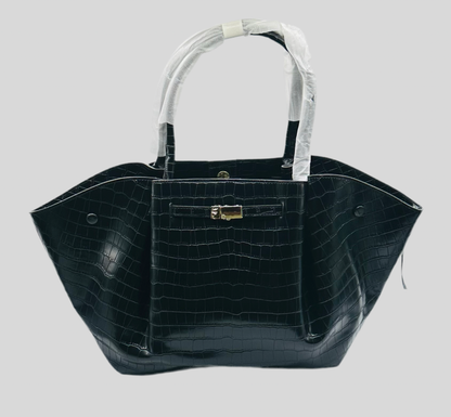 Baundiemax 22in Luxury inspired Leather handbag