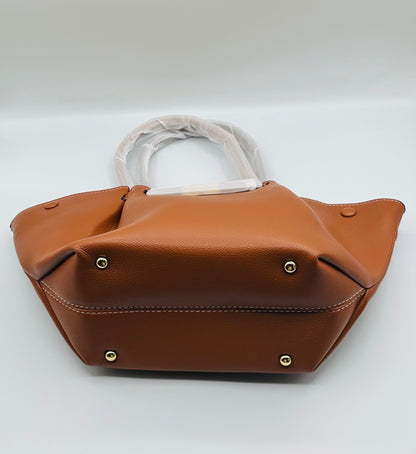 Baundie 18in Leather handbag