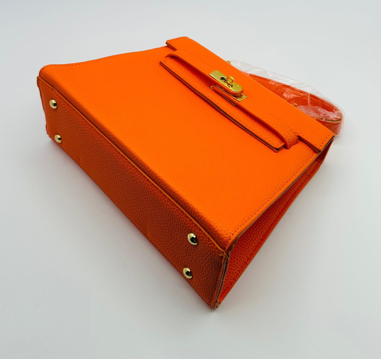 Luxury Inspired Gold toned Hardware shoulder bag