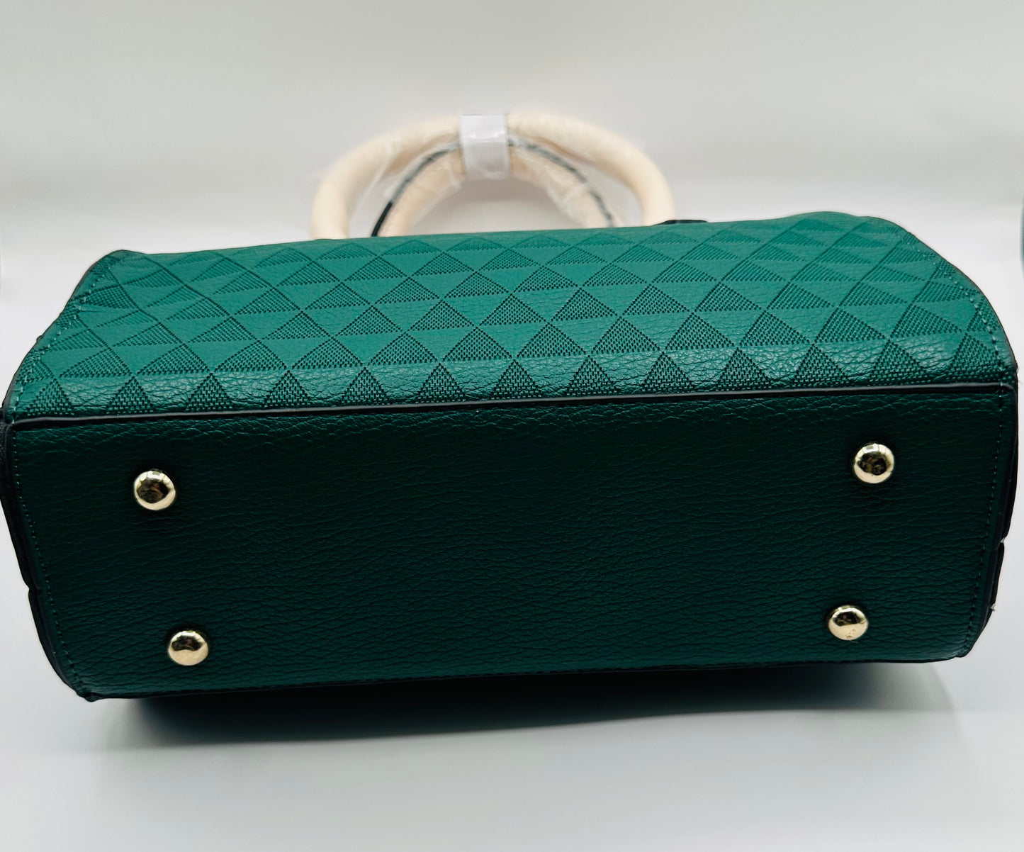 Pachetella leather handbag