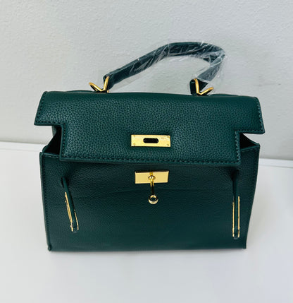 Luxury Inspired Gold toned Hardware shoulder bag
