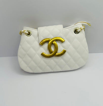 Luxury Inspired Gold-tone chain handle Shoulder handbag