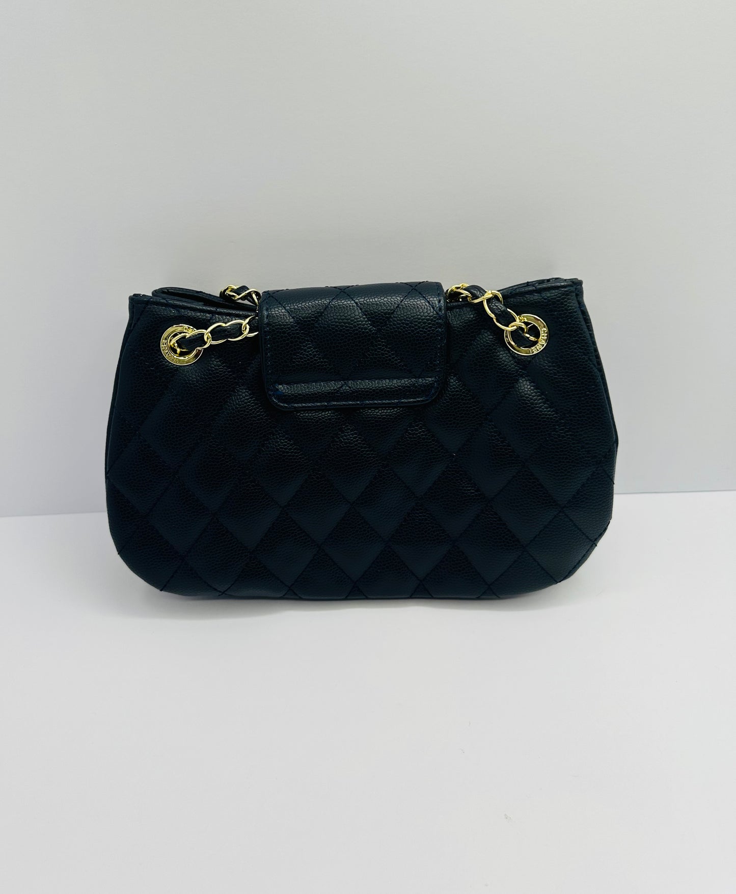 Luxury Inspired Gold-tone chain handle Shoulder handbag