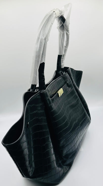 Baundiemax 22in Luxury inspired Leather handbag