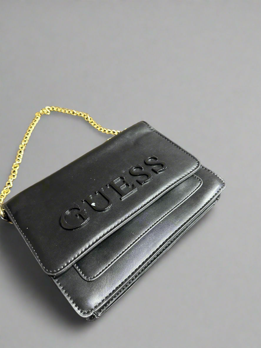 Elegant Guess crossbody purse