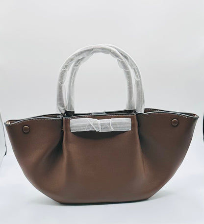 Baundie 18in Leather handbag