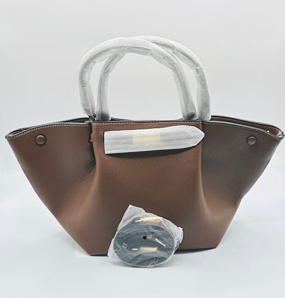 Baundie 18in Leather handbag