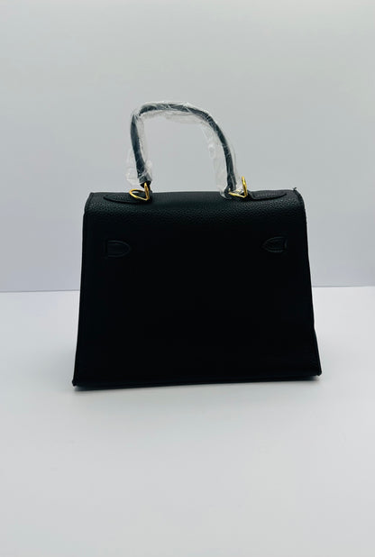 Luxury Inspired Gold toned Hardware shoulder bag