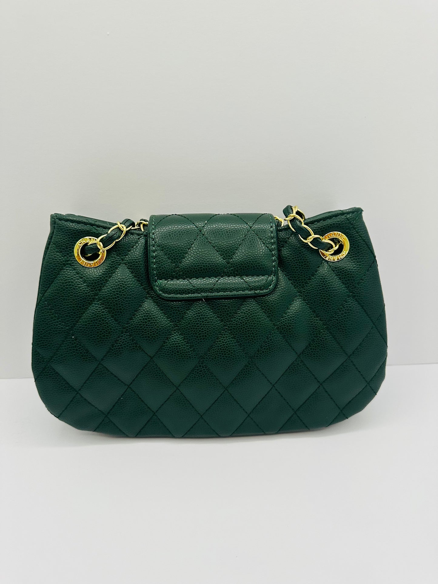 Luxury Inspired Gold-tone chain handle Shoulder handbag