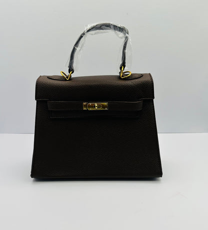 Luxury Inspired Gold toned Hardware shoulder bag