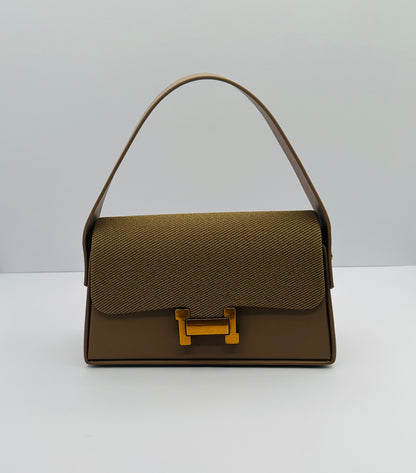 Brittie sensational crossbody