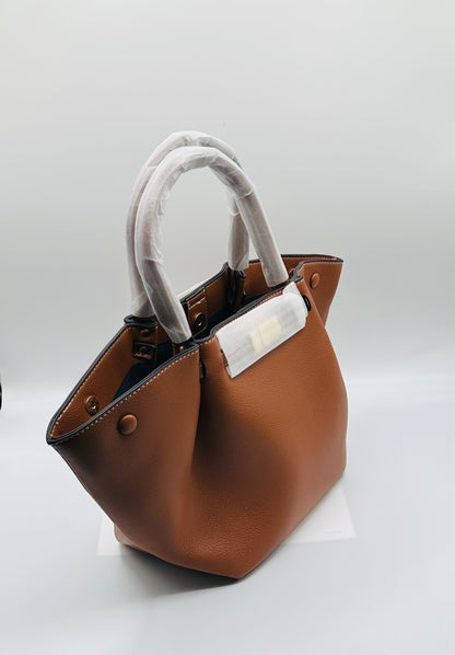 Baundie 18in Leather handbag